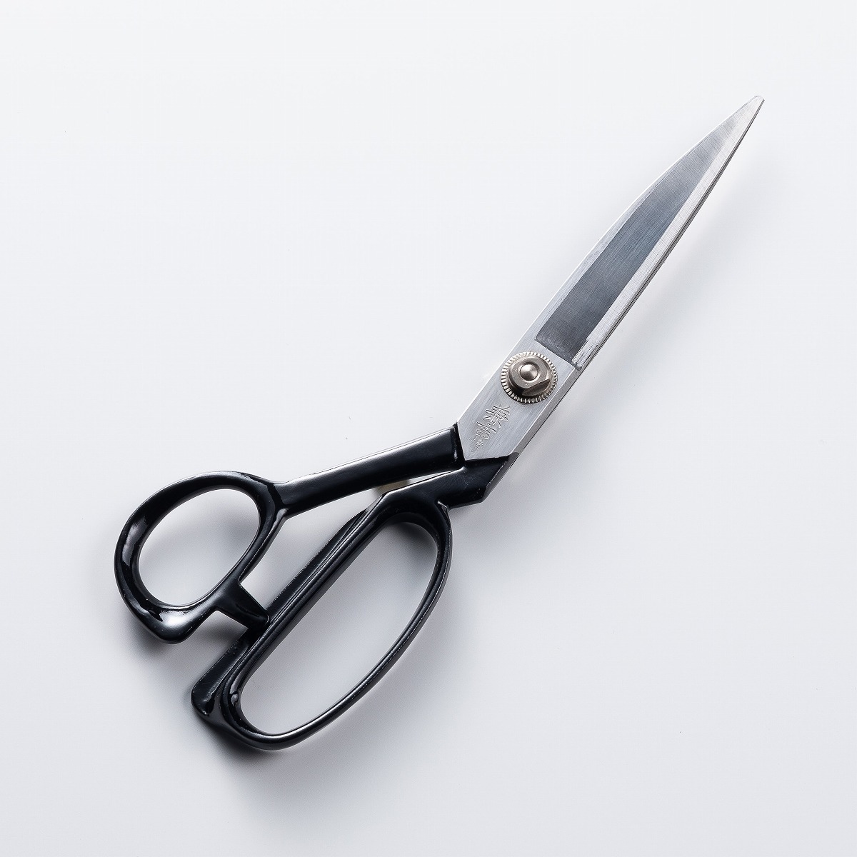 兼吉 裁ちばさみ 200mm 白紙鋼