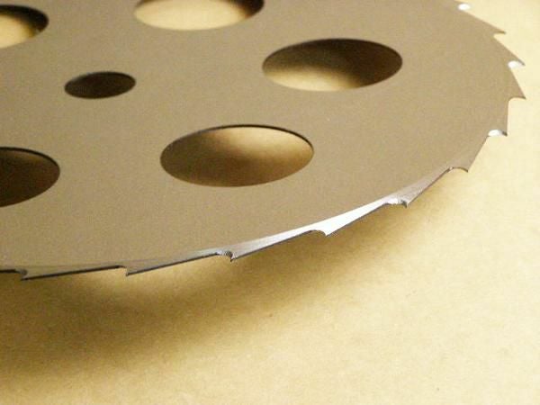 ツムラ 笹刈用 刈払刃 30枚刃磨 穴付 305×1.25 5枚組