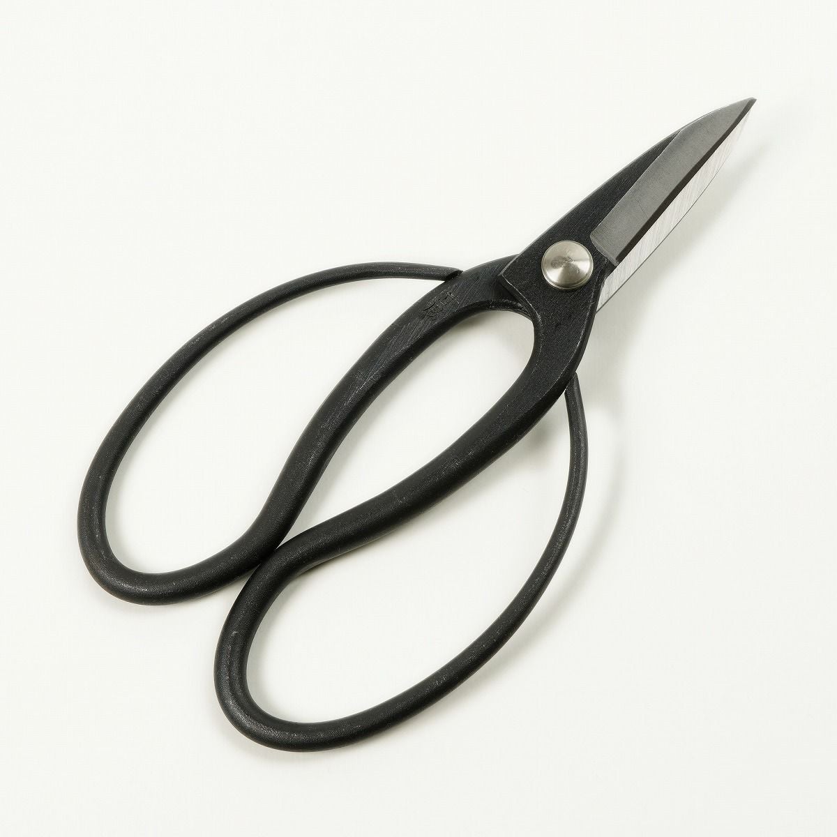 重勝 大久保鋏 180mm 青紙鋼 一般家庭向け 全体