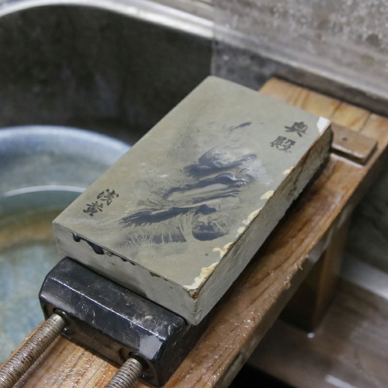 京都 天然砥石 奥殿 水浅黄2 砥ぎ汁