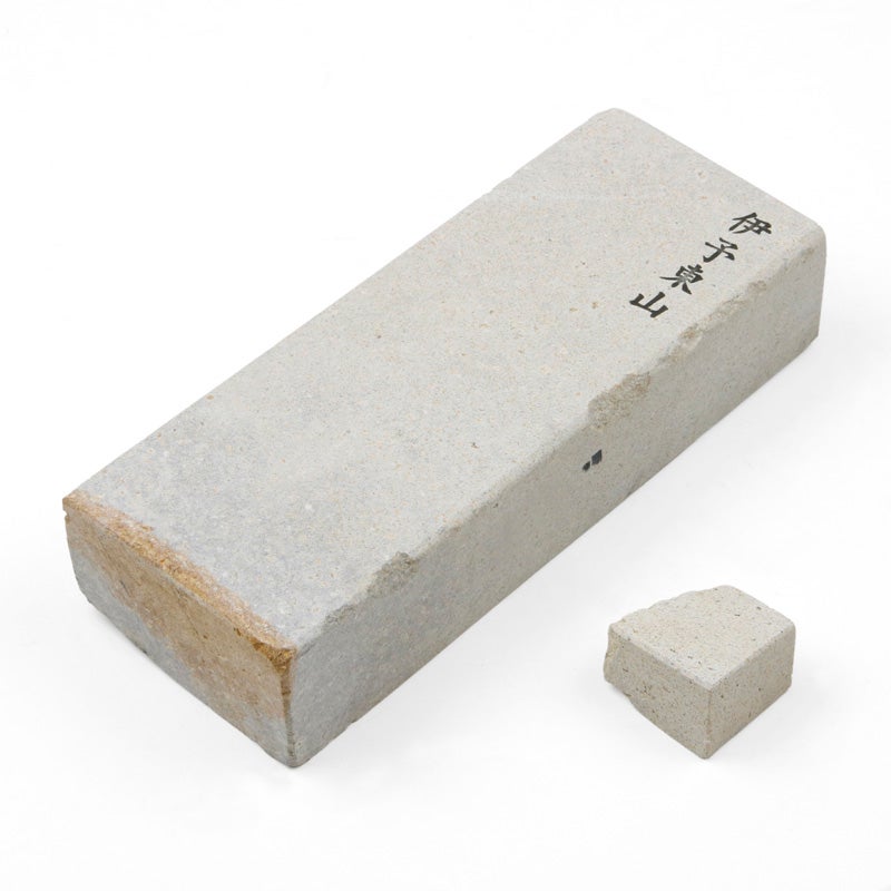 愛媛天然砥石 伊予東山3 中仕上げ用砥石 全体