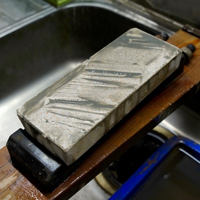 愛媛天然砥石 伊予東山4 中仕上げ用砥石 砥ぎ汁