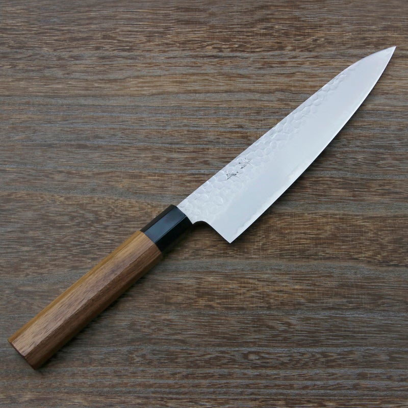清兼 和牛刀 200mm 両刃 V金10号 三層鋼 槌目仕上げ 八角クルミ柄 全体